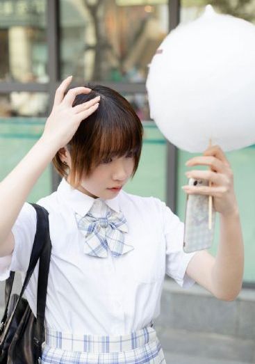 变成黑皮辣妹后和朋友