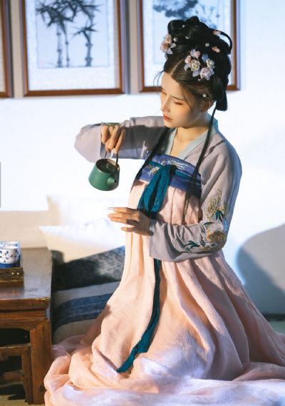后宫露营动漫在线观看